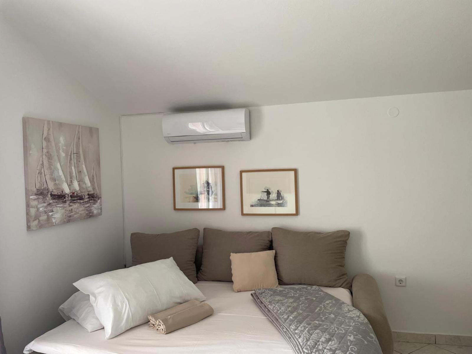 Kod Lovrica Apartment